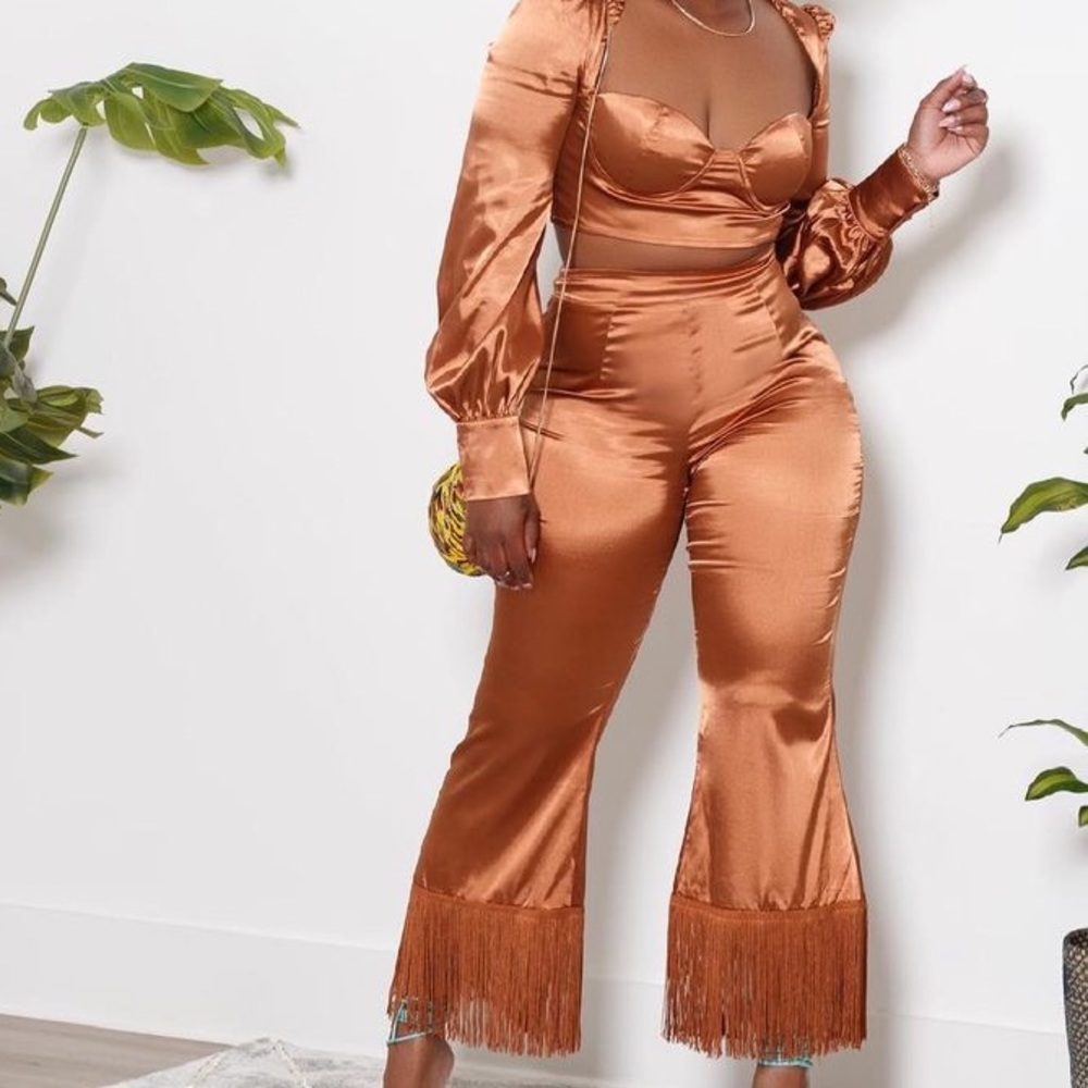 Brown fringe 2 pc outfit